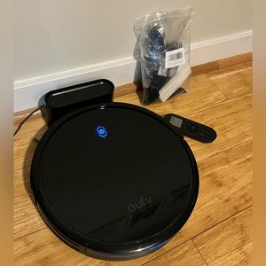 Eufy 11S Robovac